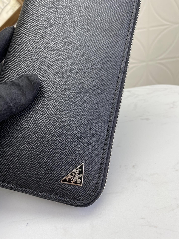 プラダ財布コピー素材ディテール